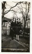 WOMEN FROM BEFORE Vintage FOUND PHOTO Black And White Snapshot OWL 43 LA 94 M picture