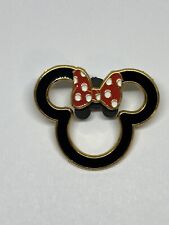 Disney Trading Pin - Minnie Mouse Icon Cutout with Bow picture