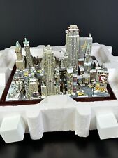 Rare Danbury Mint Christmas In New York Cityscape Diorama Detailed See Des. picture