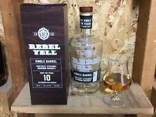 Empty Rebel Yell 10 yr Kentucky bourbon whiskey bottle and box picture
