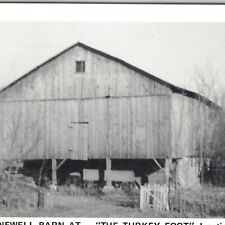 c1950s Cedar Falls, IA James Newell Barn 