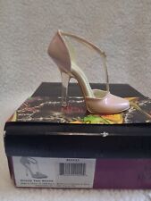 Collectible Just the Right Shoe GOODY TWO SHOES 2008 JTRS by Raine #805562 COA picture
