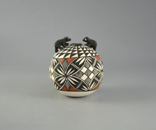 Vintage Acoma Pot with Black Bear Figures at Top - Signed E.P. - 4 1/8