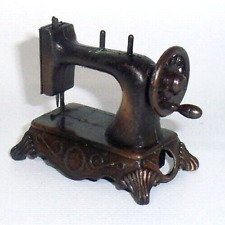 Vintage Hong Kong Die Cast Mini Sewing Machine Pencil Sharpener 2.5