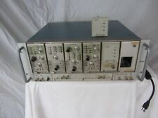 Tek  R2601  Rack Mount  2600 series mainframe  plus 7 plug-ins  S/N: B030778 picture
