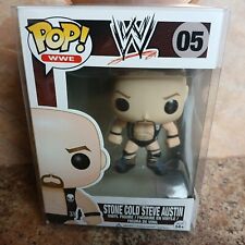 VAULTED Funko POP WWE - 05 Stone Cold Steve Austin 2013 - with Protector picture