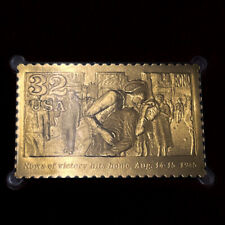 22k World War II Victory Celebrated Couple Bill Bond 1995 Gold Replica BD11 picture
