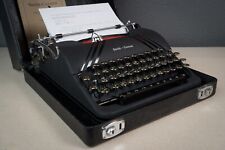 Art Deco 1947 Smith-Corona 4S Series Silent Portable Manual Typewriter w/ Case picture