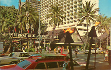 International Marketplace Waikiki Beach-Vintage 1971 NOS Unposted Postcard picture