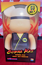 Medicom Bearbrick Karate Kid COBRA KAI MIYAGI-DO KARATE  Be@rbrick 400%  2022 picture