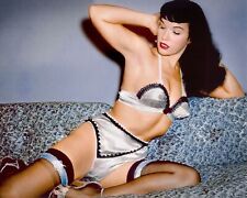 LUSTY BETTIE PAGE PHOTO #2 (170-L) picture