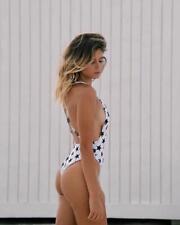 ANASTASIA ASHLEY SURFING 8X10 PHOTO PICTURE 22050704945 picture
