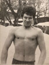 1970s Shirtless Man Happy Face Curly Guy Bodybuilder Gay int Vintage Photo picture