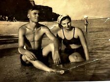 1950s Young Shirtless Man Pretty Woman Bikini Sitting on Sea ORIGINAL B&W PHOTO picture