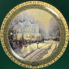 Thomas Kincade Collector Plate A HOLIDAY GATHERING Cherished Christmas Memories picture
