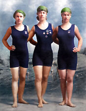1910-1930 Three Women in Swimsuits  Old Photo 8.5