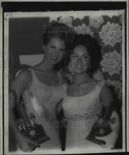 1967 Press Photo Miss American Pageant contestants Debra Branes & Marily Cocozz picture