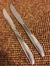 Oneida TWIN STAR Community Stainless 2 HOLLOW DINNER KNIVES 8 1/2