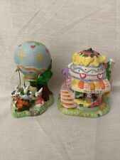 Happy Hollow Easter Village Bakery Hot Air Balloon Bunny 2004 Ceramic Decoration picture