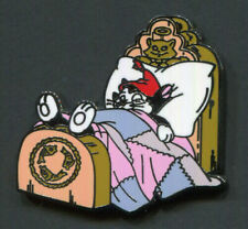 Disney Pin Figaro Sleeping in Cat Bed with Quilt Disneyland Exclusive Pinocchio picture