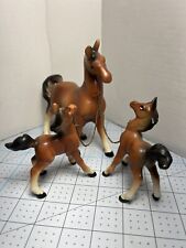 THRIFCO MARE HORSE & TWO FOALS w/CHAINS  CERAMIC JAPAN Vintage picture