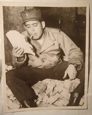 Korean War Soldier Lighting Cigarette w/ MPC Currency 1951 Chicago  Tribune COA picture