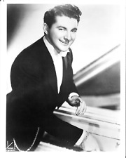 Vintage Liberace 8x10 B&W Glossy Publicity Photograph Picture Celebrity Piano picture