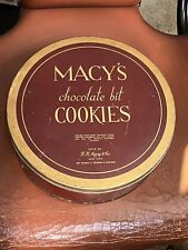 R . H.MACY & co.  Round cookie Tin ~ VINTAGE Original 1950s MACYS Herald Sq RARE picture