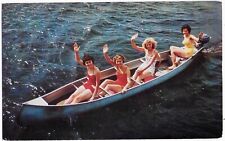 Postcard PA Poccono Mts Pennsylvania, Girls in Canoe on Lake Walkenpaupack — E19 picture