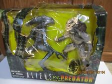1996 Kenner Aliens Vs. Predator 10th Anniversary 10