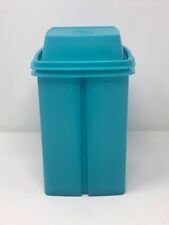 Tupperware Pick-A-Deli Pickle Keeper 4 Cups Blue Jalapeno Olive Keeper New picture
