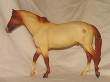 Breyer horse Riley special run TRU Red Roan san domingo mold BODY SHAPE picture