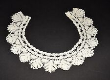 Antique Vintage Creamy White Fan Design  Scalloped Edge Crocheted Collar  picture