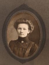 Vintage Cabinet Card Photo: Young Woman picture