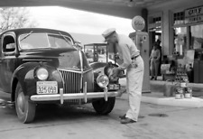1945-55 Gas Station Attendant, N Market, VA Old Photo 13