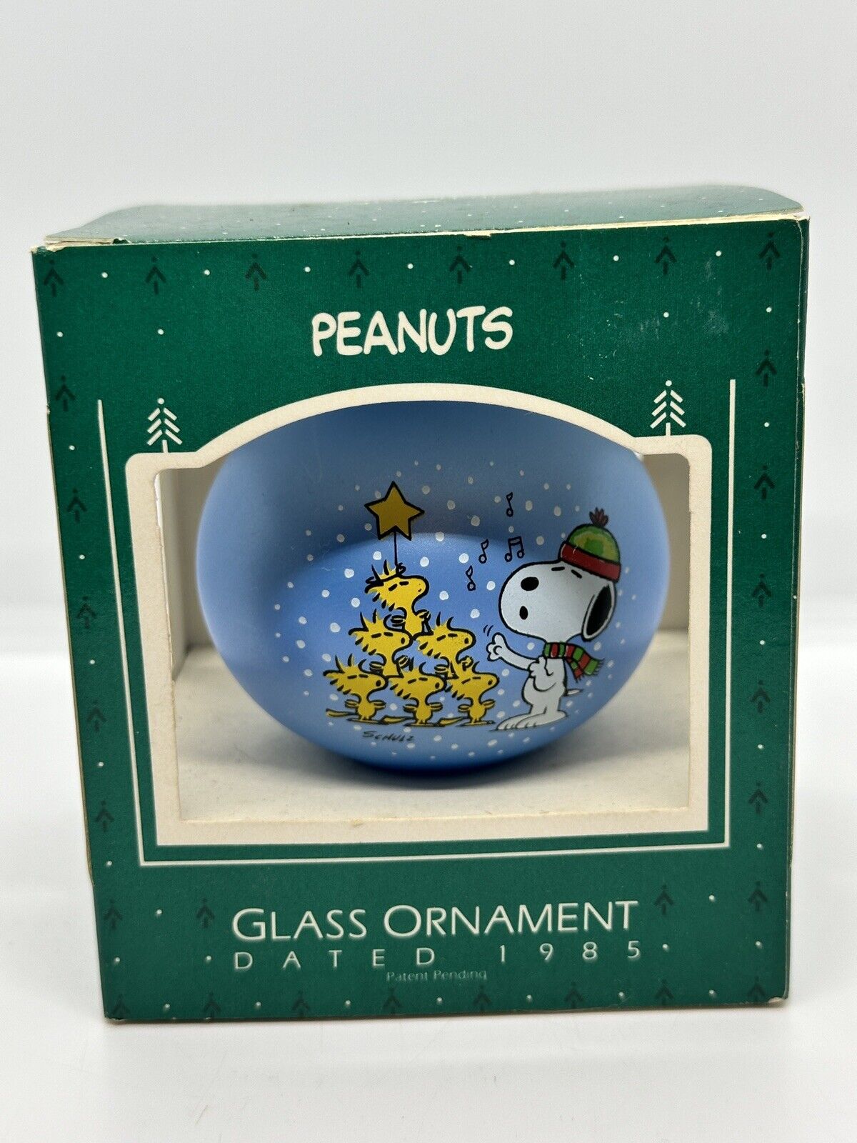 Peanuts Hallmark Ornament Sing a Song Of Christmas Joy 1985 Snoopy Woodstock A1