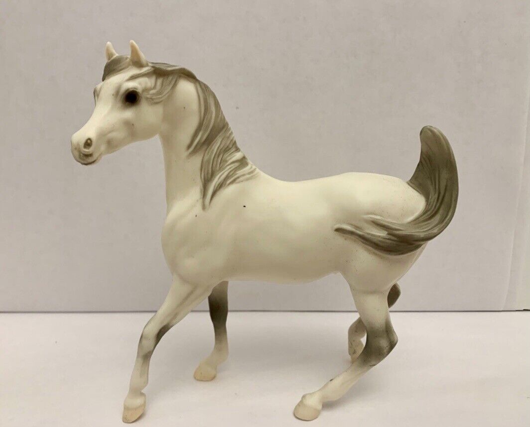Vintage Breyer Horse #411 Prancing Arabian Stallion Flea-bitten Grey Sham 1988