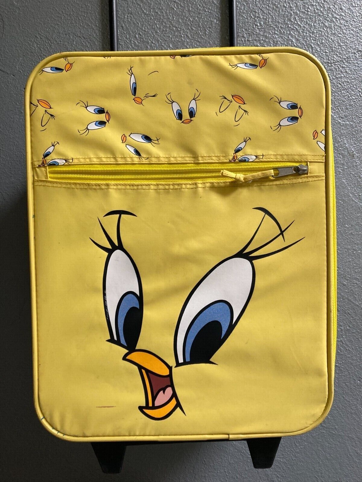Vintage 1999 Warner Brothers Looney Tunes Tweety Bird Suitcase w/ Handle & Wheel