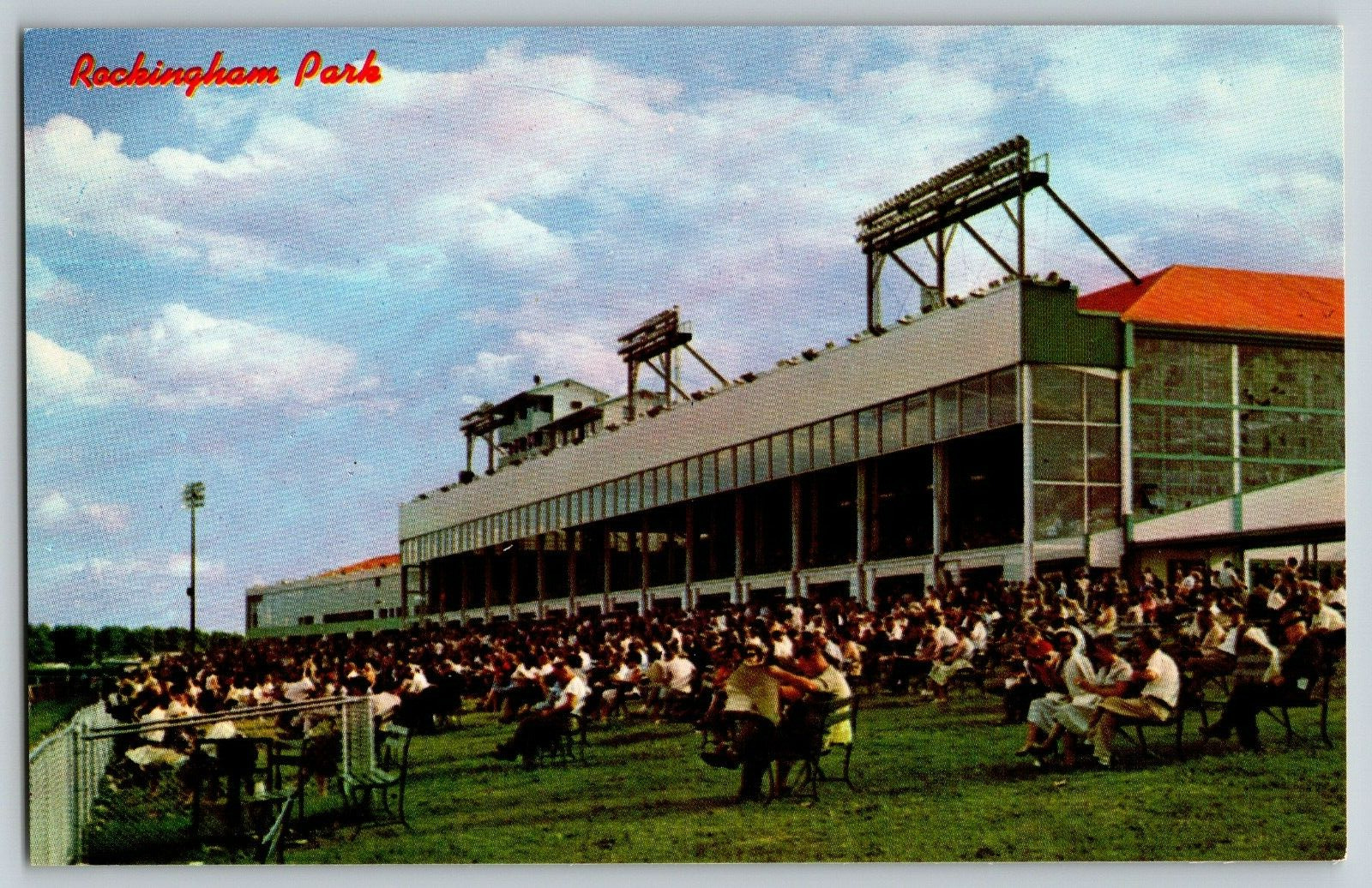 Salem, NH New Hampshire - Grandstand and Club House - Vintage Postcard