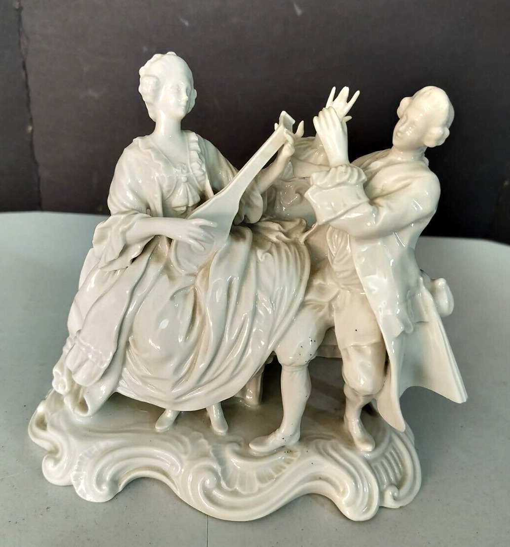 Antique Capodimonte blanc-du-China Porcelain Figurine, 6.5\