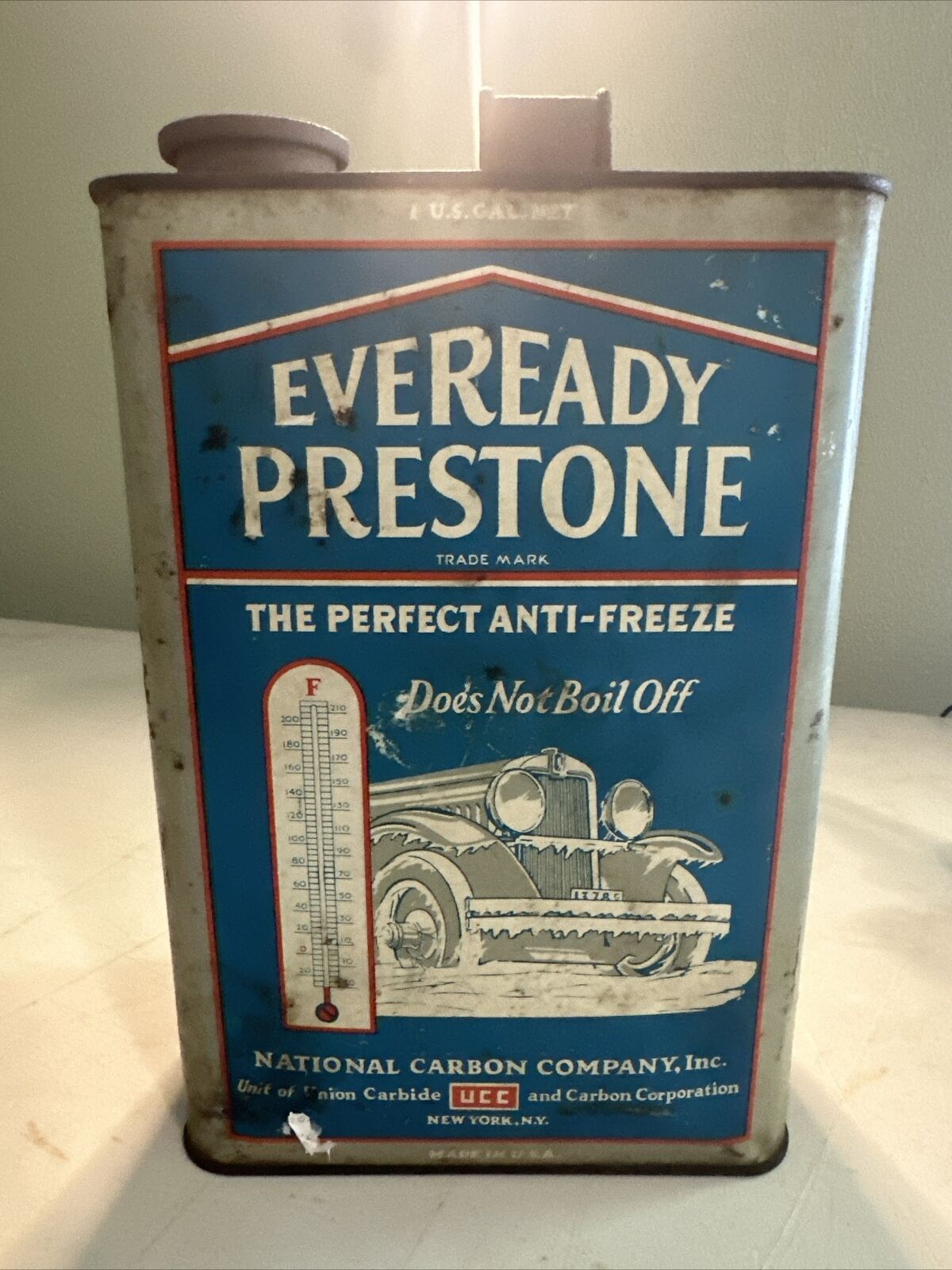 Vintage 1930s EVEREADY PRESTONE Antifreeze One Gallon Metal Oil Gas Can - Empty