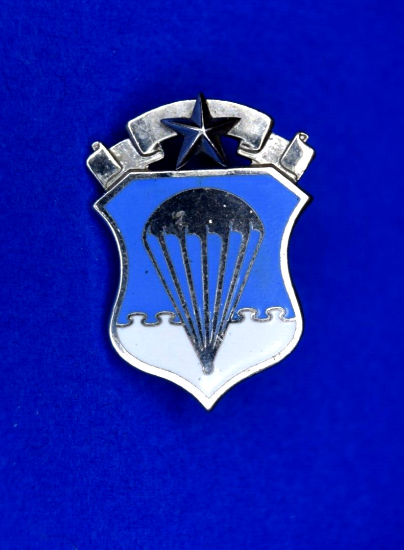 RARE Authentic 1956-1963 U.S. Air Force MASTER Parachutist Badge Insignia Pin
