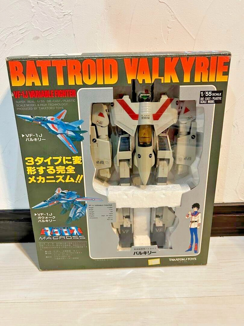 Takatoku Macross VARIABLE FIGHTER VF-1J Battroid Valkyrie 1/55 Figure Robotech