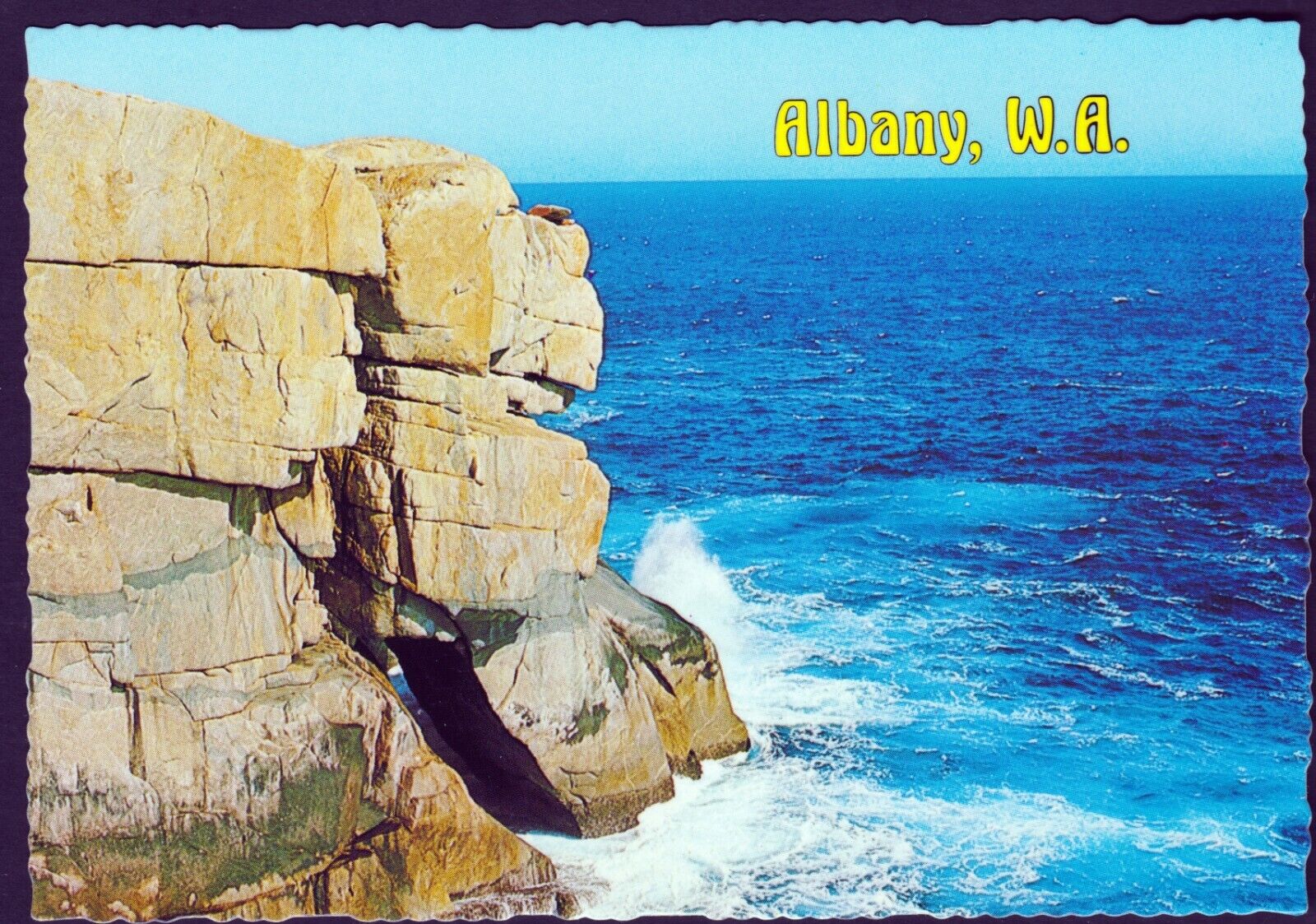 BULLDOG ROCK ALBANY Southern Ocean Postcard Western Australia MV Mint Condition