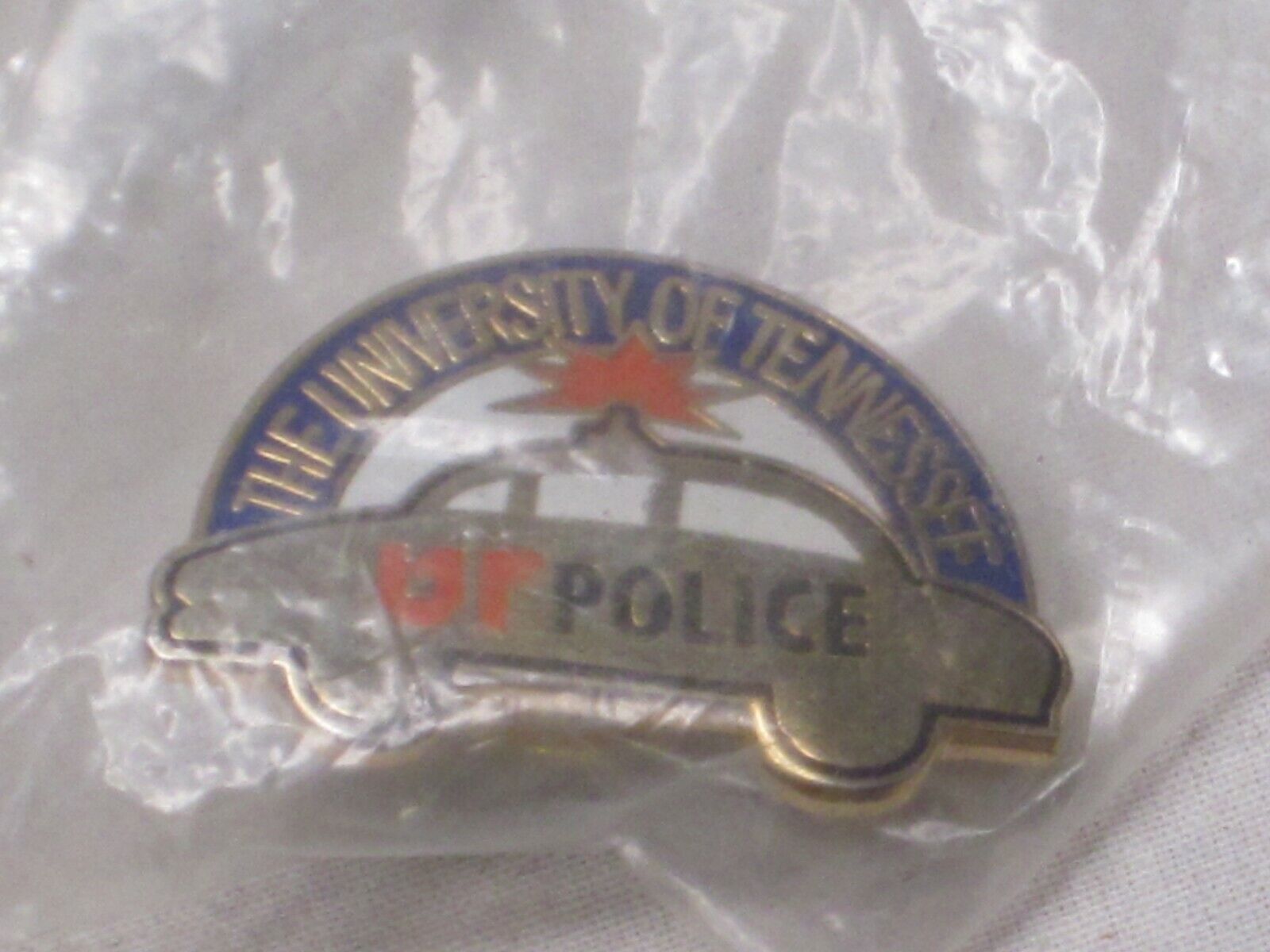 THE UNIVERSITY OF TENNESSEE UT POLICE  pin pinback   lapel hat pin nip 