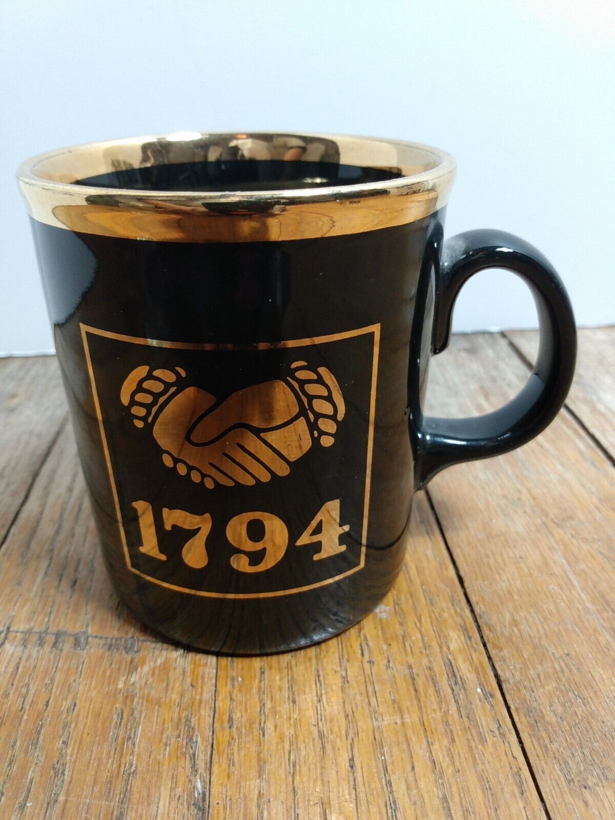 Rare Baltimore Equitable Insurance 1794 Handshake Vintage collectable Mug 30xx