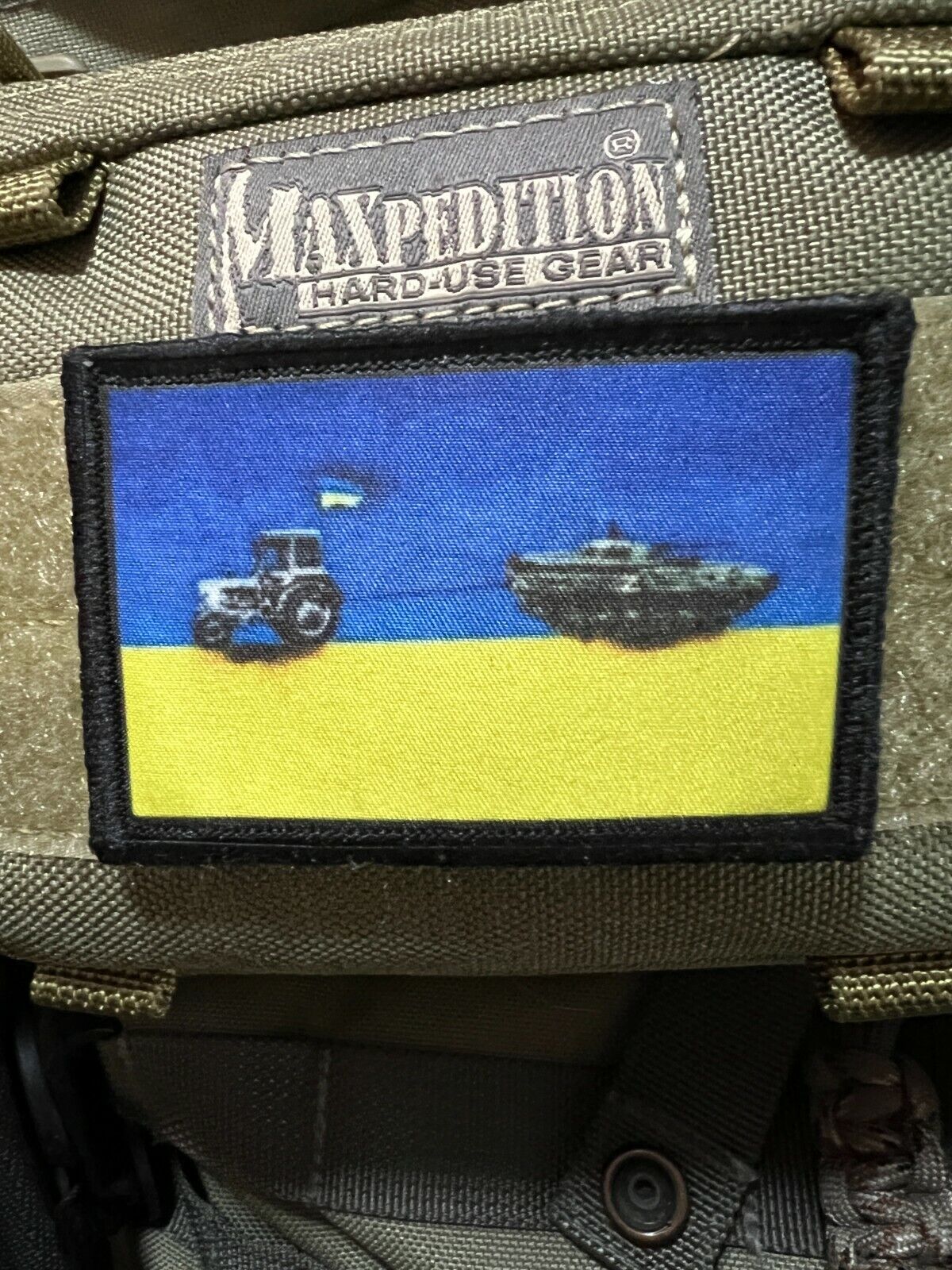 Ukraine Flag Tractor Pull Russian Tank Morale Patch ARMY Snake Island Tactical