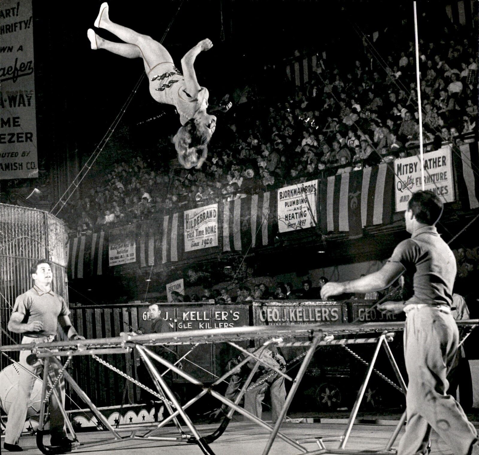 LD341 1953 Orig Photo DUINA OF THE EDDIES TRAMPOLINE ACT FAMOUS SHRINE CIRCUS