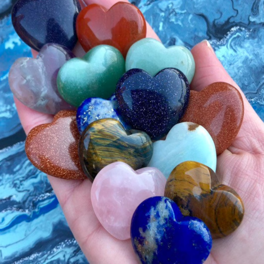 10pcs Rare Natural Quartz Crystal Stone Heart Chakra Healing Heart Gemstone 20mm