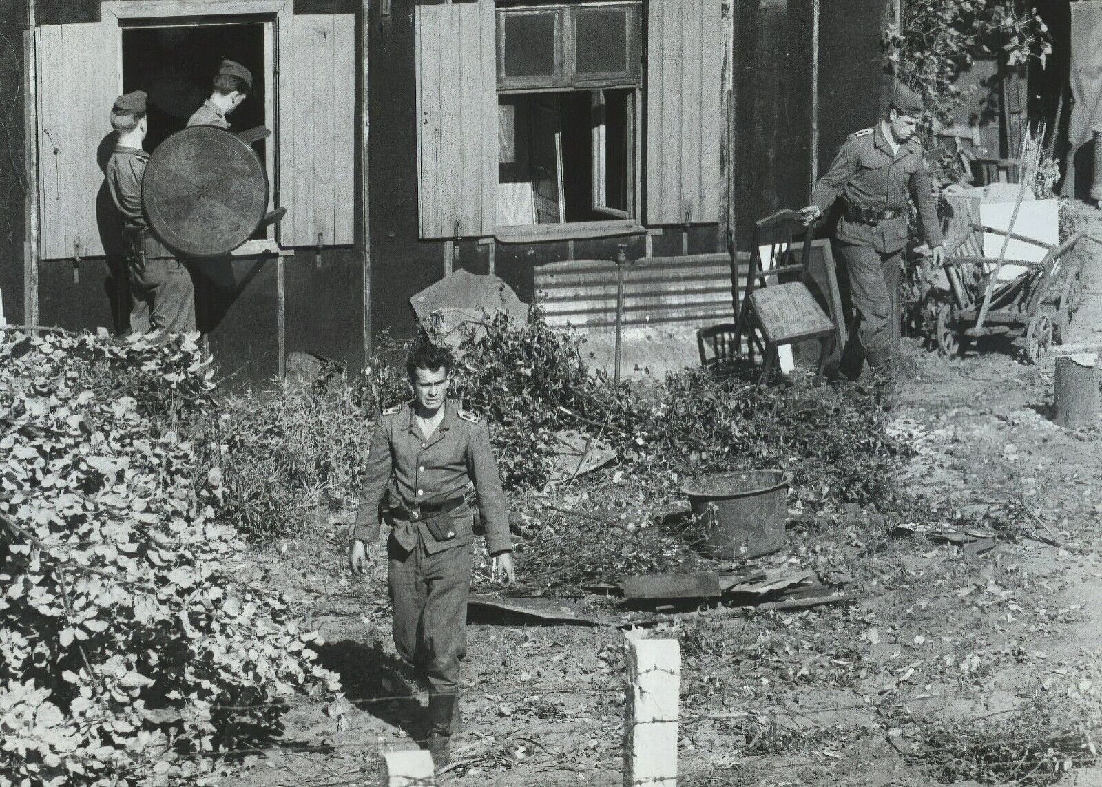 EAST GERMANY-1961-East Germans Housing Destruction to Prevent Escapes-PHOTO